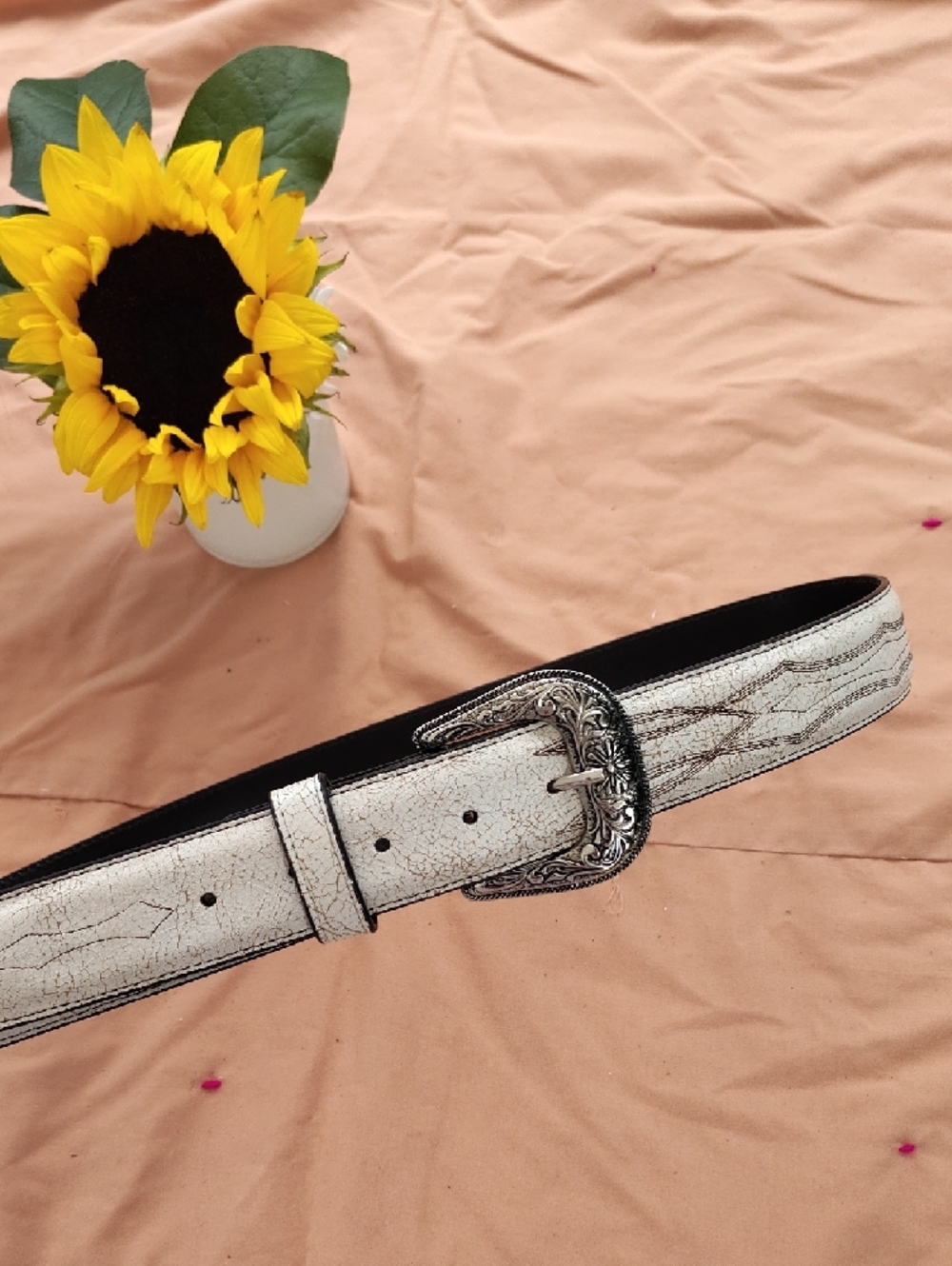 Idyllwind Metallic Silver Western Buckle Belt - Picture 6 of 9